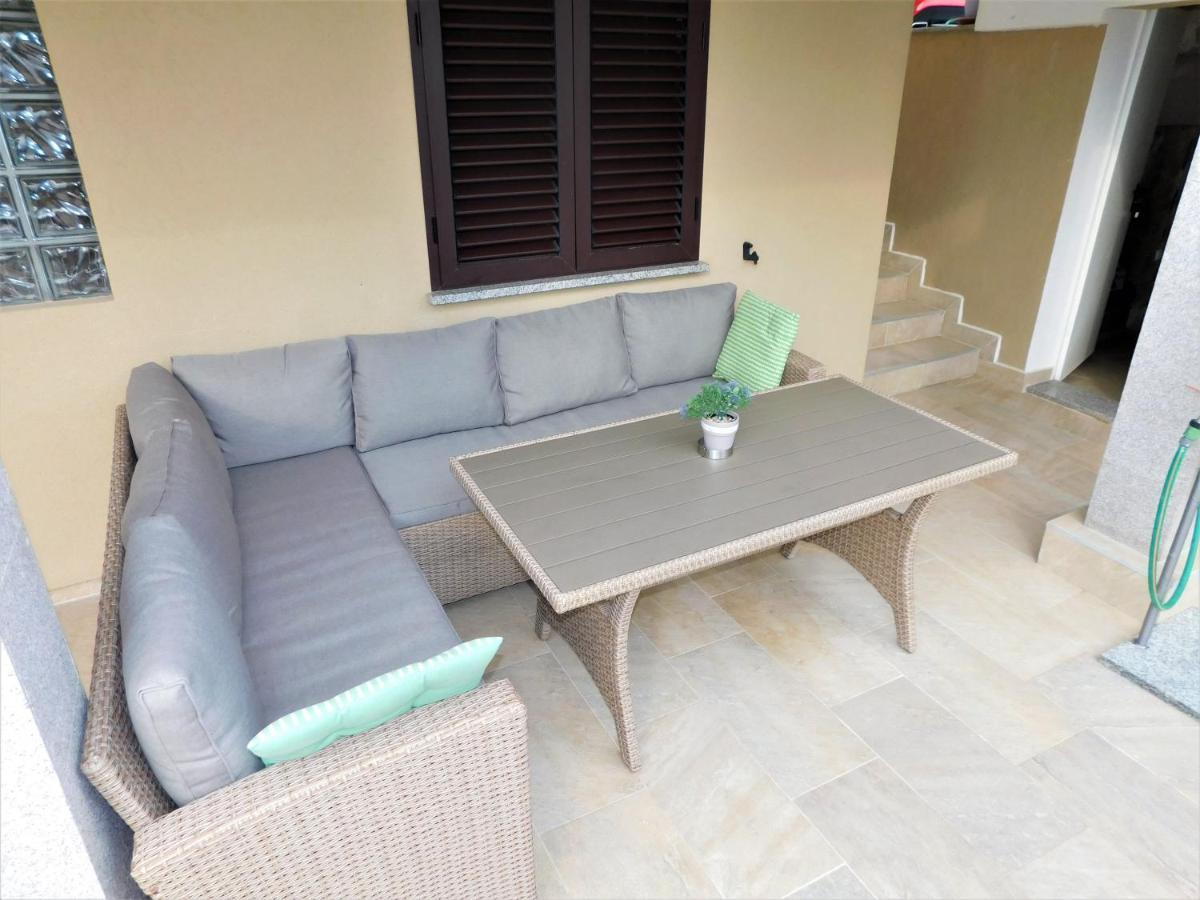 Apartman "Sabine Red" With Heated Pool Omišalj Kültér fotó